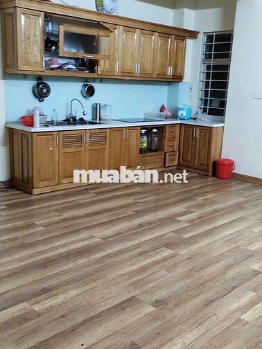 Cho thuê CH CT2 KĐT Mễ Trì Hạ 2PN 2VS đồ cơ bản có tủ QA chỉ 12tr/th