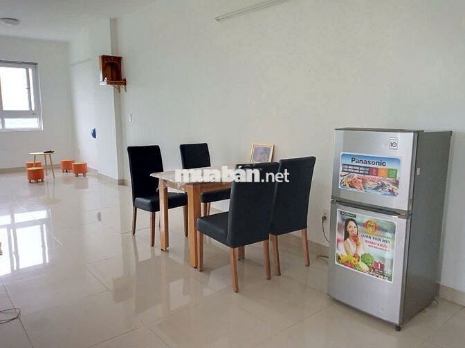 [Cho thuê] CH Topaz 2pn 2wc/ nhà trống sẵn máy lạnh/ Giá thuê 10tr