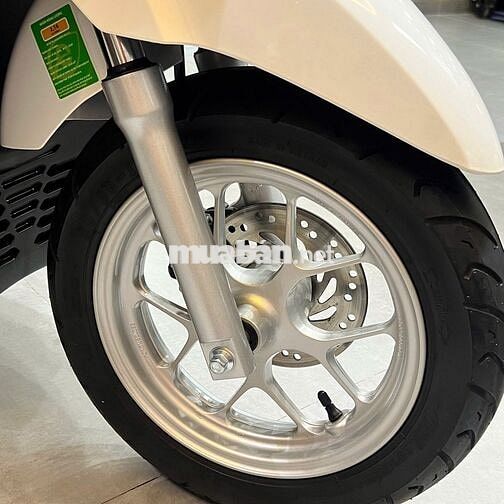 Honda Lead 4val Trắng 2024 chưa đăng ký