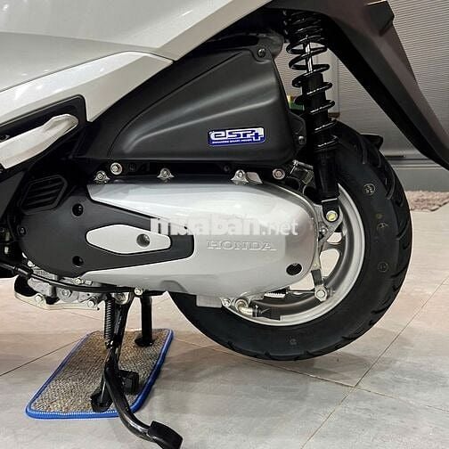 Honda Lead 4val Trắng 2024 chưa đăng ký