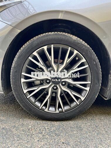 KIA K3 2.0 PREMIUM 2021 XE GIA ĐÌNH LƯỚT VAY 75%