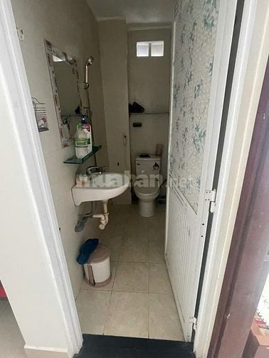 Cho thuê nhà nguyên văn 424/4 Phạm Văn Bạch, Phường 15, Q.TB, Tp.HCM