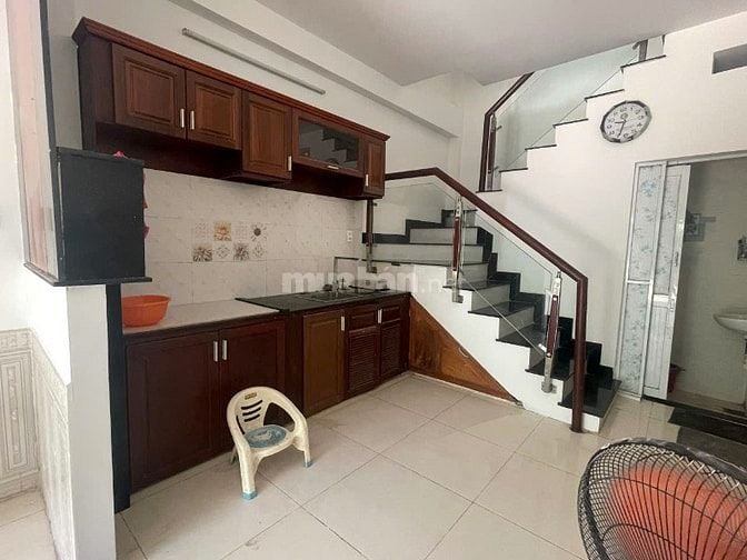 Cho thuê nhà nguyên văn 424/4 Phạm Văn Bạch, Phường 15, Q.TB, Tp.HCM