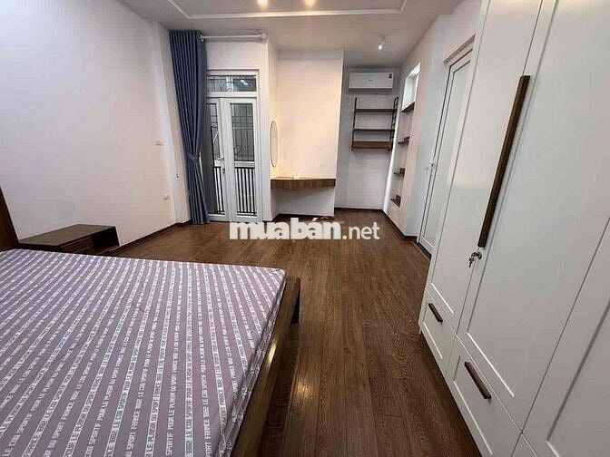 Phân lô Tô Vĩnh Diện, 20m ra ô tô, nhà đẹp, ngõ rộng. 36mx6T. Chỉ 8,6t