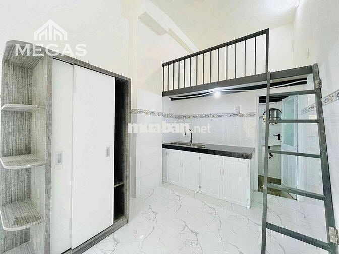 Khai Trương Nhà Mới Thang Máy_Full NT Toà Nhà Sang - Đẹp