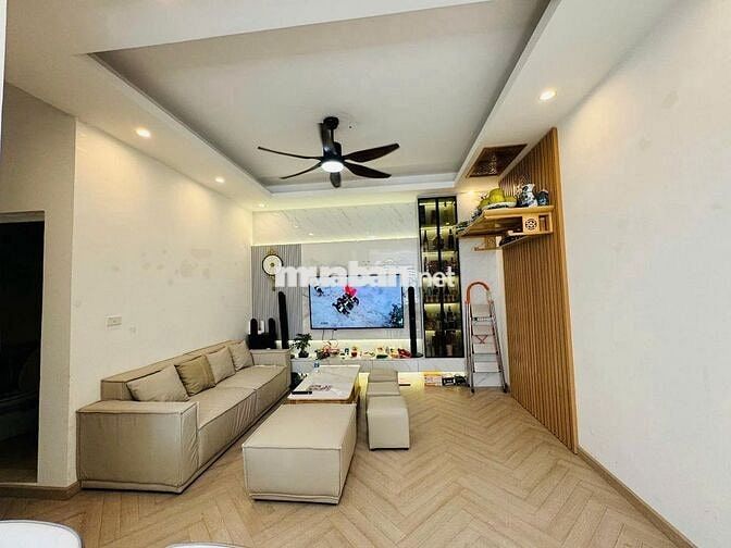 Bán CH toà N03, Trần Quý Kiên, 76m2, 2N,2WC, giá 6.9 tỷ