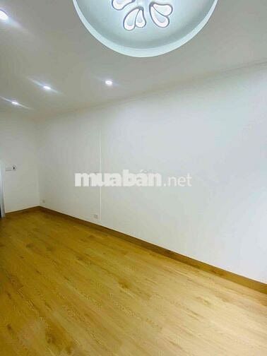 🏠 NHÀ ĐẸP TRUNG TÂM ĐỐNG ĐA – Ô TÔ ĐỖ CỔNG – 2 THOÁNG TRƯỚC SAU – Ở NG