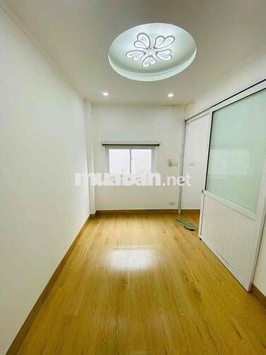 🏠 NHÀ ĐẸP TRUNG TÂM ĐỐNG ĐA – Ô TÔ ĐỖ CỔNG – 2 THOÁNG TRƯỚC SAU – Ở NG