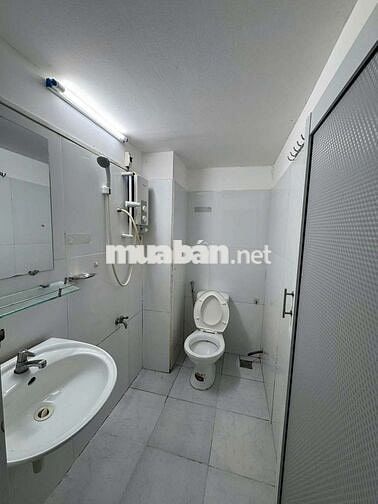 CHO THUÊ DẠNG DUPLEX FULL NỘI THẤT MÁY GIẶT RIÊNG ĐƯỜNG CHU VĂN AN