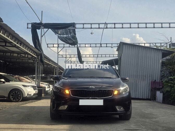 Kia Cerato 1.6AT 2018 màu đen, 78000 km
