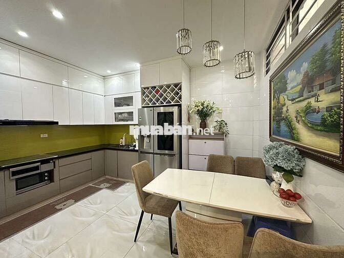 Bán nhà dân Ngọc Thuỵ, Lô Góc, ôtô tránh, 45m2, 4 tầng,Giá chỉ 13,2 tỷ