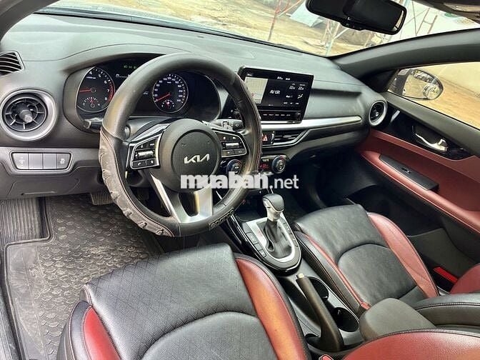 KIA K3 2.0 PREMIUM 2021 XE GIA ĐÌNH LƯỚT VAY 75%