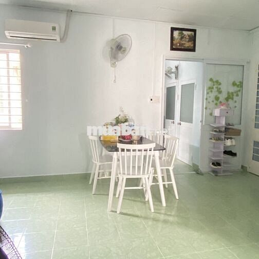 Căn hộ 54m2 2PN 2WC Chung cư Bàu Cát 2, thang bộ. Tân Bình.