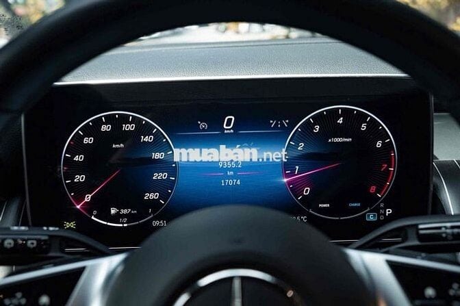 Mercedes GLC200 4matic 2023 17.000km