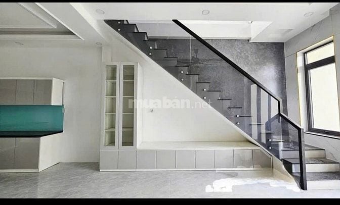 BÁN NHÀ 1T/1L GIÁ 2,8 TỶ ĐANG HOÀN THIỆN NGAY CHỢ BƯNG CẦU