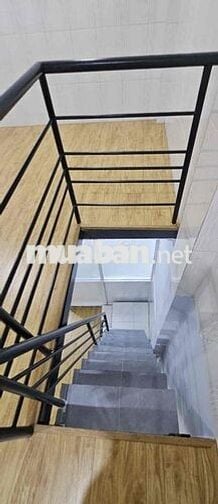 NHÀ 2 LẦU SHR CÁCH MẶT TIỀN ĐƯỜNG NHỰA CHỈ 50m