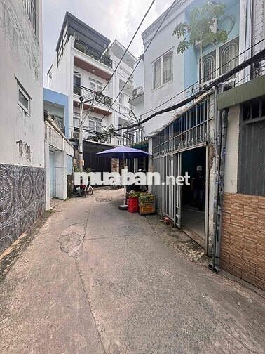 Bán nhà hẻm xe hơi,32 m2 xây 2 lầu,hơn 3 tỷ,Quang Trung,Gò Vấp