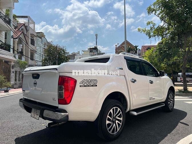 Nissan Navara 4WD 2 cầu số tự động cao cấp 2016