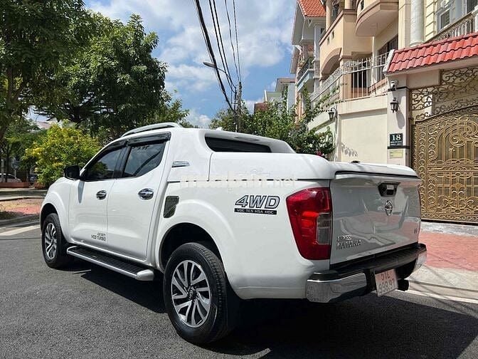 Nissan Navara 4WD 2 cầu số tự động cao cấp 2016