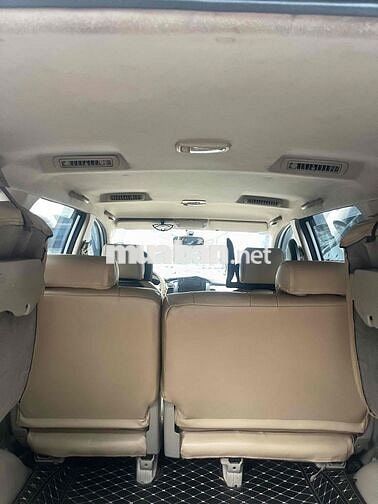 Toyota Innova 2010 - 123456 km