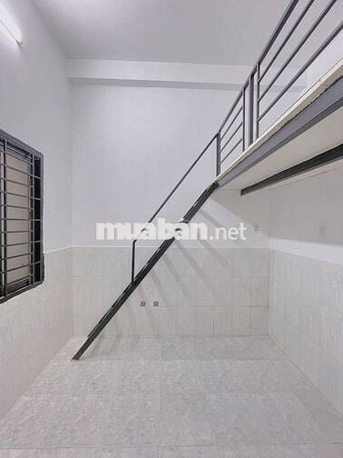 CHO THUÊ PHÒNG CÓ THANG MÁY, GÁC, ĐẦY ĐỦ NỘI THẤT NGAY ETOWN CỘNG HÒA