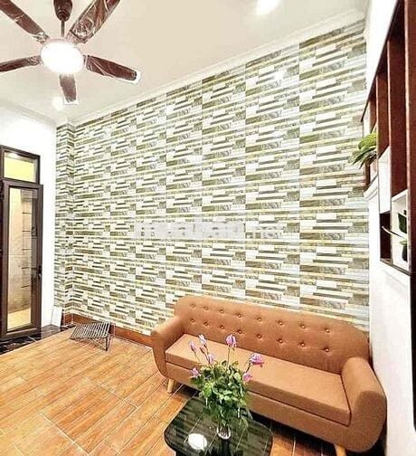 Hiếm! Khương Trung, 30m ra ô tô, nhà đẹp dân xây, 4 ngủ. 32mx4T. 6,5ty
