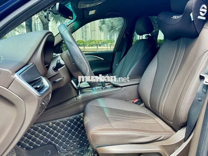 VinFast Lux SA Plus 2019 - Màu xanh - 6vkm