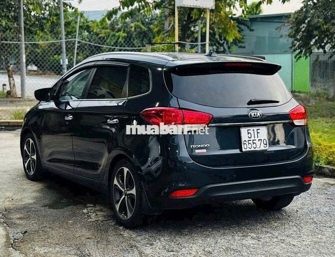 Kia Rondo 2016 2.0 GAT - 100000 km