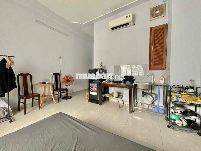 3TR5 PHÒNG STUDIO FULL NỘI THẤT gần bệnh viện hồng đức
