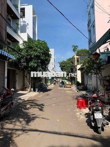 BÁN NHÀ HẺM XE TẢI 8M - SÁT MẶT TIỀN ĐỒNG ĐEN, P11, TÂN BÌNH - 4.7X19M