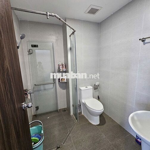 BÁN CĂN PEGASUITE 2 - 1PN 1WC ( 52m2) -View hướng quận 1, Giá thật !