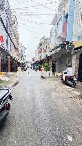 MB chợ căn cứ K26 , 10x20(200m²) hẻm xe hơi thông.