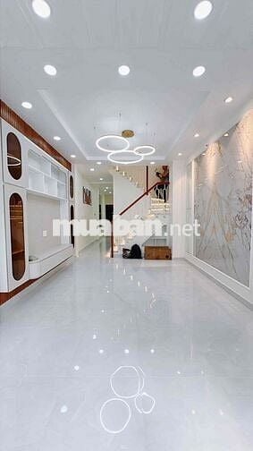 Bán nhà Q7- Phú Thuận-60m2- Phú Mỹ Hưng-5ty750