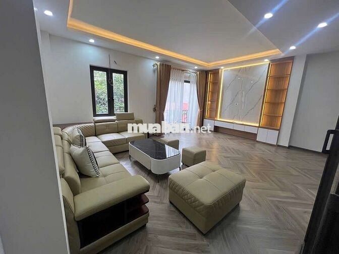 Bán nhà phố Hoàng Như Tiếp, Long Biên, DT 45m x 6 tầng,Giá chỉ 11,9 tỷ