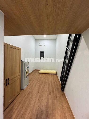 Đúng hình đúng giá Có gác Ánh sáng tự nhiên thoáng Full nội thất