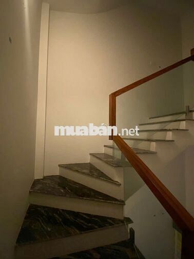 Nhà 52m2 x 4.5 Tầng Xây Độc Lập Cực Rộng Thoáng Full Nội Thất – 7.x tỷ