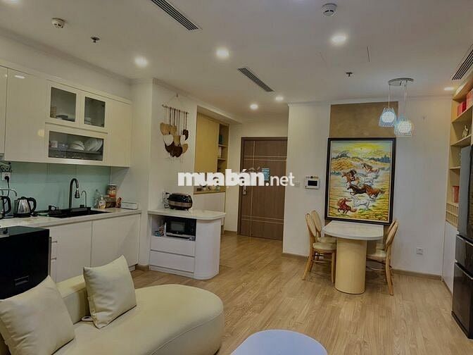 Vào luôn CHCC 80m2 2PN full đồ đẹp ở Vinhomes Gardenia  giá 15,5tr/th