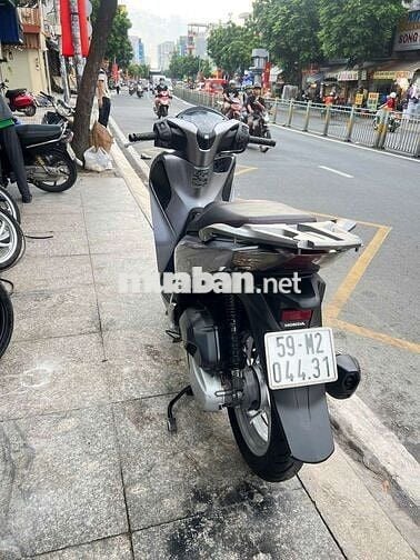 Honda SH 150 ABS 2018 mới 90% Bstp chính chủ
