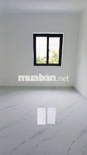 Nhà xe tải , xe hơi vào nhà , Kế công viên thoáng mát . Tây Lân , BT