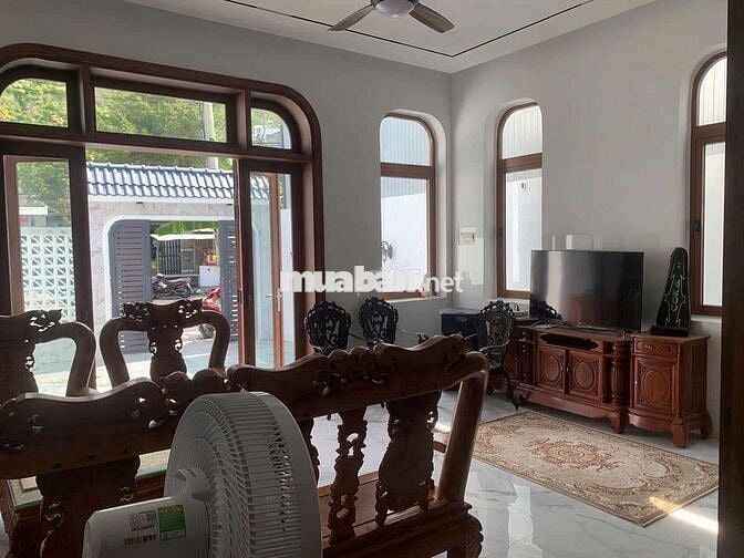 AP CHO THUÊ NHÀ MẶT TIỀN ĐƯỜNG NGUYỄN CHÍCH, BẮC NHA TRANG