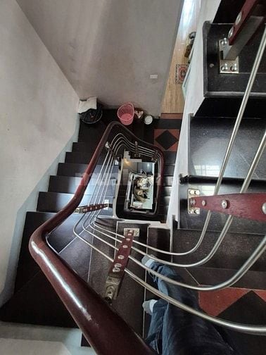 NHÀ ĐỂ ĐƯỢC Ô TÔ Ở VĨNH KHANG GẦN TRƯỜNG HỌC