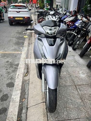Honda SH 150 ABS 2018 mới 90% Bstp chính chủ