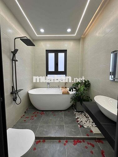 4.84 tỷ- 40 m2- 4 tầng- Bán nhà Hương lộ 2, Bình Tân, sổ riêng