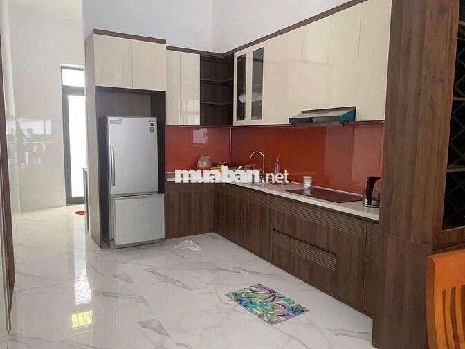 AP CHO THUÊ NHÀ MẶT TIỀN ĐƯỜNG NGUYỄN CHÍCH, BẮC NHA TRANG