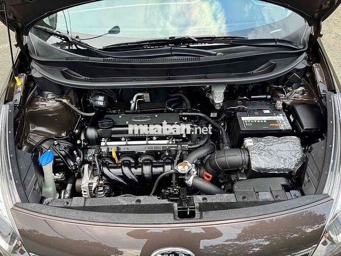 Kia Rio 2015 1.4 AT Sedan - 26000 km