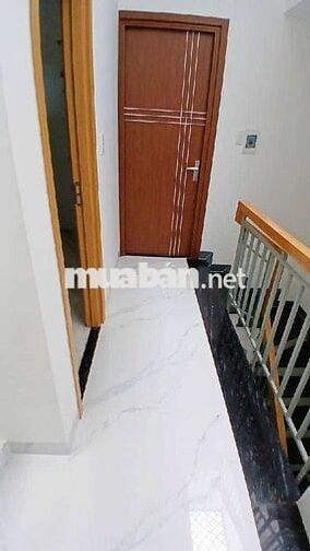 Nhà xe tải , xe hơi vào nhà , Kế công viên thoáng mát . Tây Lân , BT