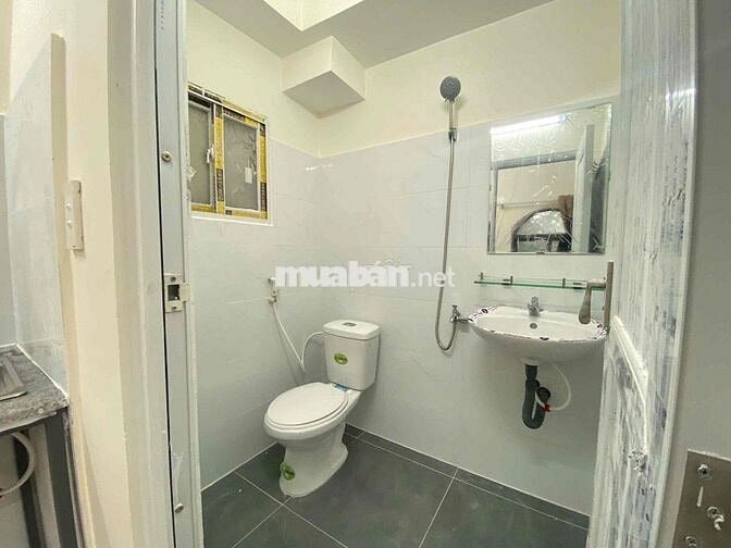 Studio Mới 100% Cửa Sổ To Có Máy Lạnh Gần ĐH TDTu, Mở , Tiện Về Lotte