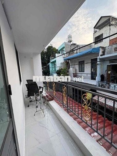 NHÀ 1 LẦU ,3PN - HẺM 5M - CÁCH BÌNH LONG 200M