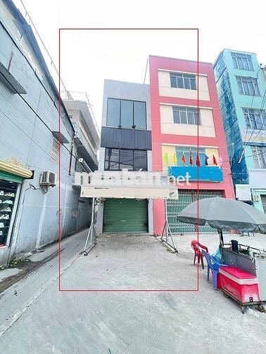 Góc 2 Mặt Tiền Đường Cách Mạng Tháng 8 Vỉa Hè Rộng.