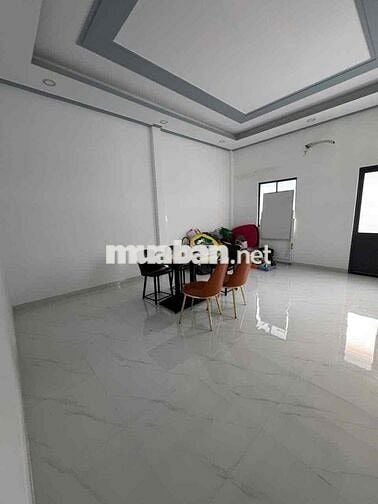 NHÀ 1 LẦU ,3PN - HẺM 5M - CÁCH BÌNH LONG 200M